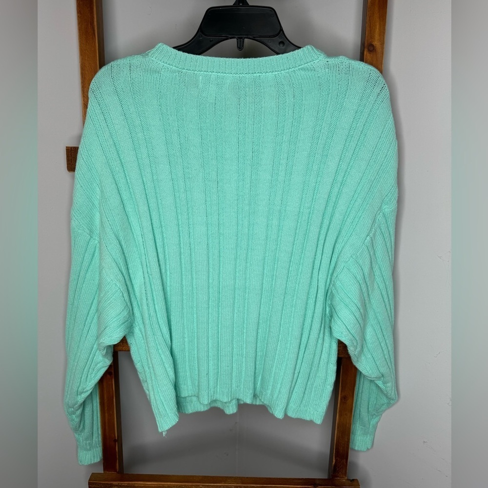 Women’s Drop Shoulder Cable Knit Sweater - Picture 4 of 6